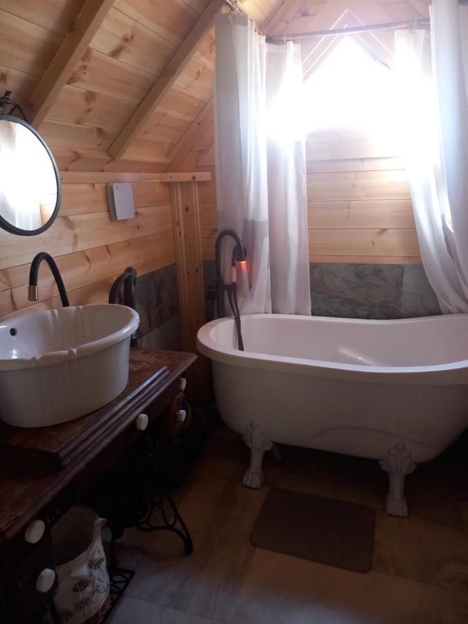 La Chapelle  Le Kota Etableヴィラ エクステリア 写真
